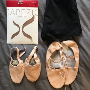 CAPEZIO DANCEWEAR